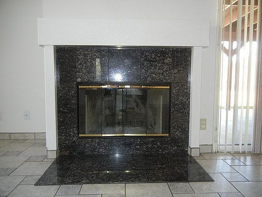 4th image of 5831 Barcelona Dr