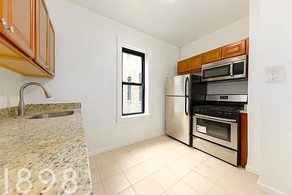 Rented by A&E Real Estate Management | media 1