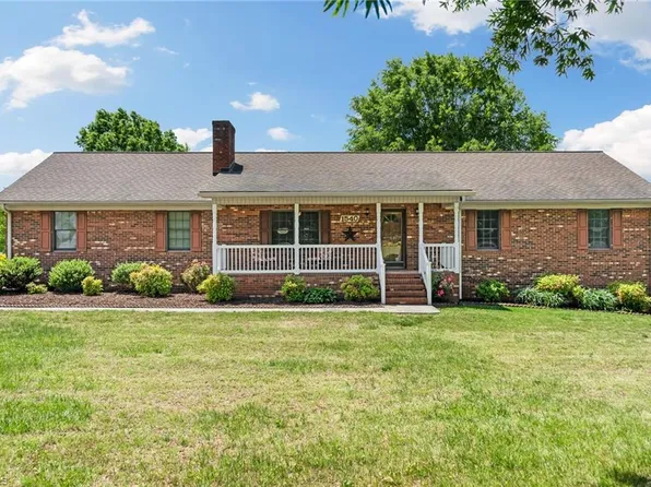 1540 Thomas Rd, Lexington, NC 27295