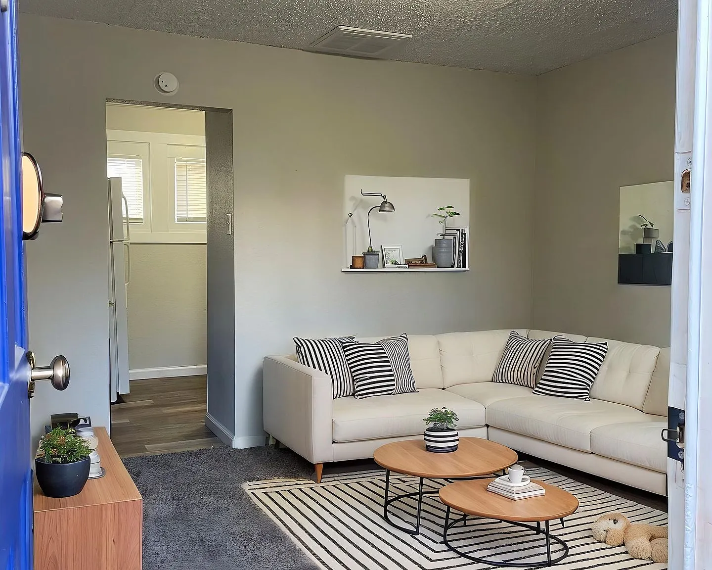 818 N Corona St. — Photo 2