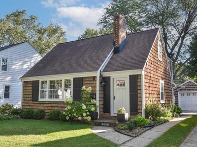 4628 North Idlewild AVENUE, Whitefish Bay, WI, 53211