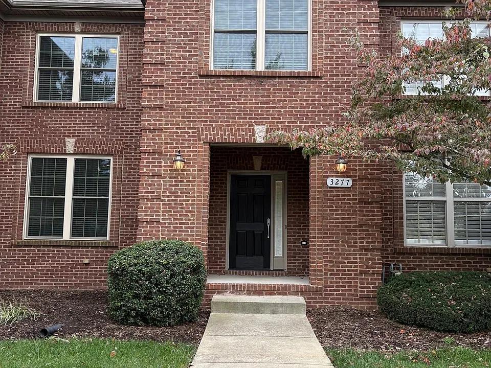 3277 Beaumont Centre Cir