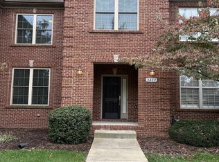 3277 Beaumont Centre Cir, Lexington, KY 40513
