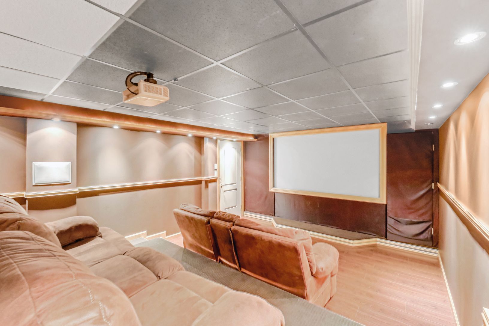  Finished Basement with Movie Theatre