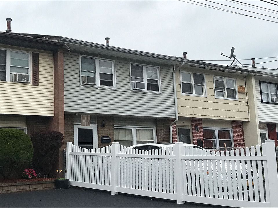 2nd image of 114 Roosevelt Dr
