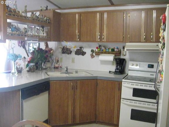 5th image of 16570 SE 84th Ave