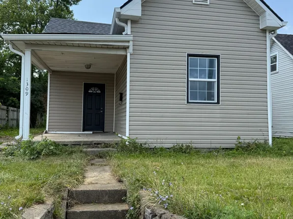 1309 W Memorial Dr, Muncie, IN 47302