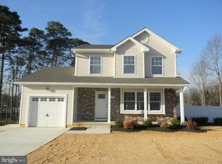 1304 Roselle Dr, Millville, NJ 08332