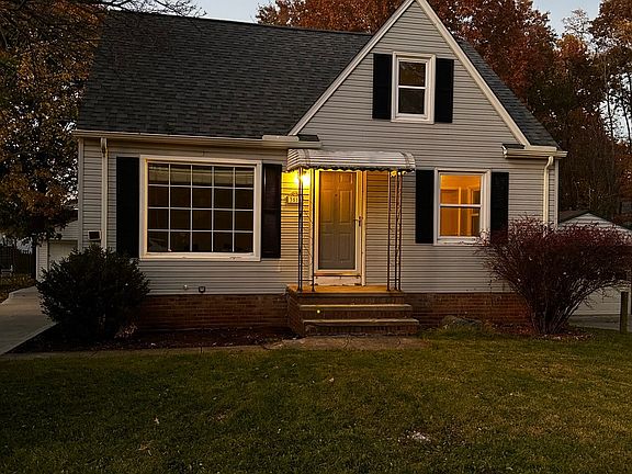 2nd image of 3510 W Ridgewood Dr