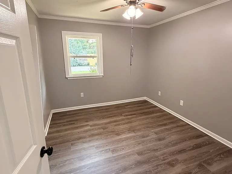 2516 Upper Dr — Photo 13
