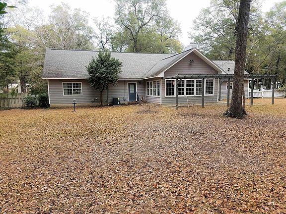 5th image of 2775 Seminole Dr