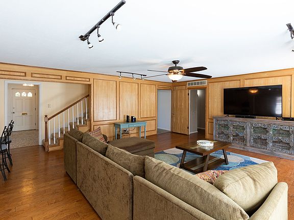 5th image of 13530 Far Hills Ln