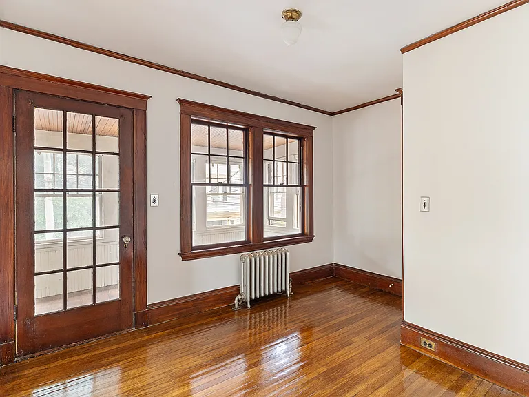 29-31 Chatham St #2 — Photo 8