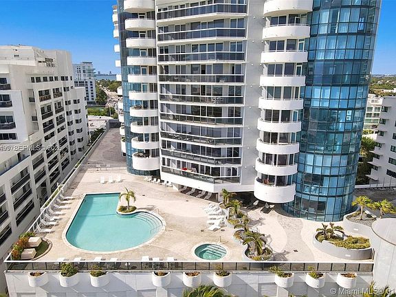3rd image of 6301 Collins Ave APT 807