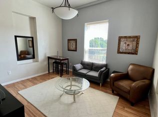 605 Bluff St #231, Dubuque, IA 52001