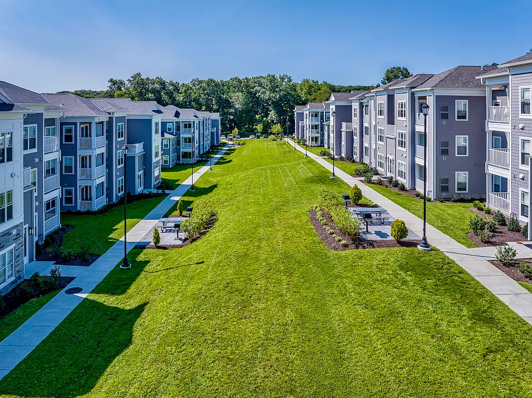 Westledge Apartments — Photo 1