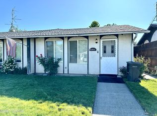 609 1/2 S 15th Ave, Yakima, WA 98902