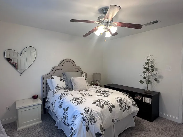 460 Tahitian Dr — Photo 19