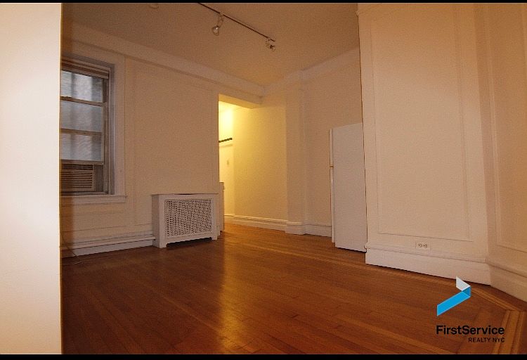 1st image of 140 W 71st St #2GG