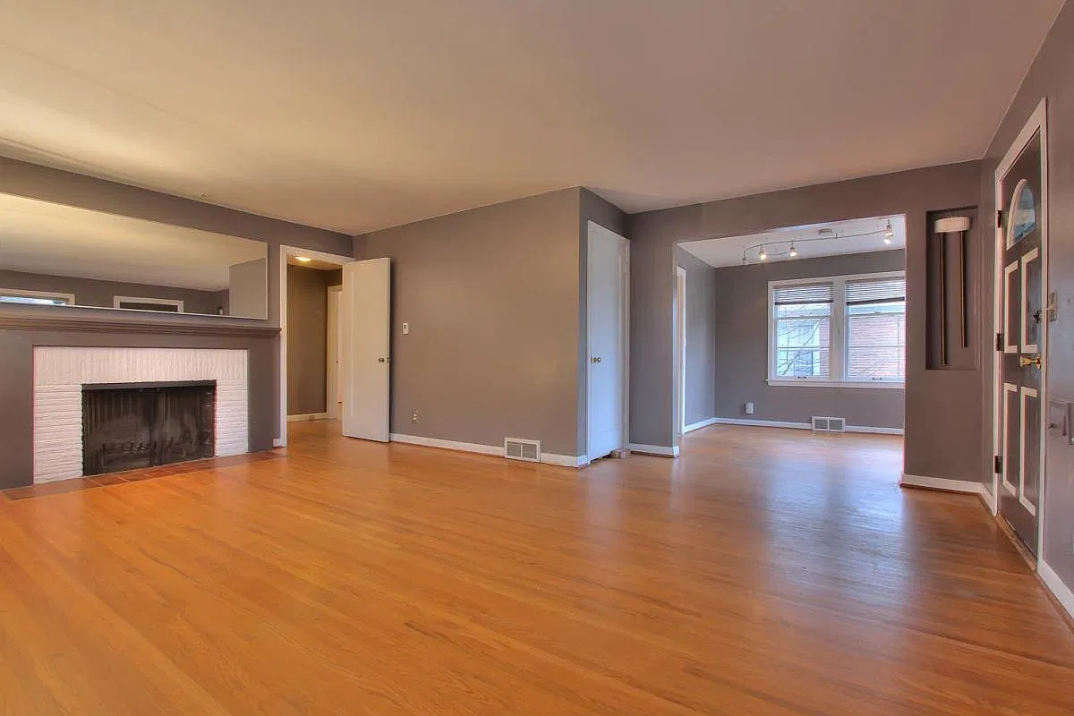 3 bed, 1.5 bath, 1800 sqft, $3,450 — Photo 3