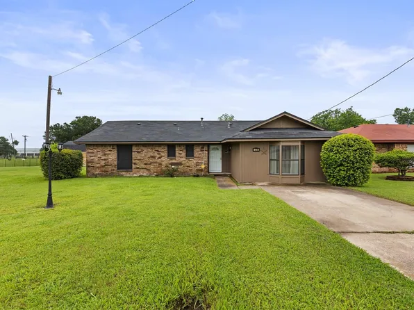 1208 Clark St, Marlin, TX 76661