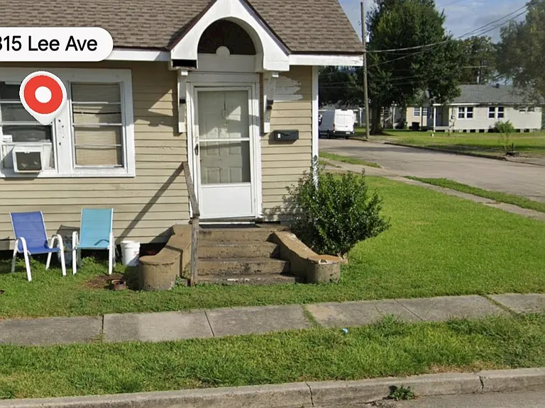 1315 Lee Ave — Photo 2