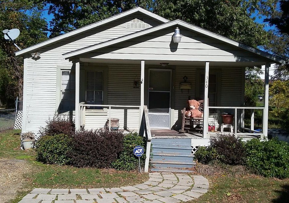 1st image of 340 E Boulevard St