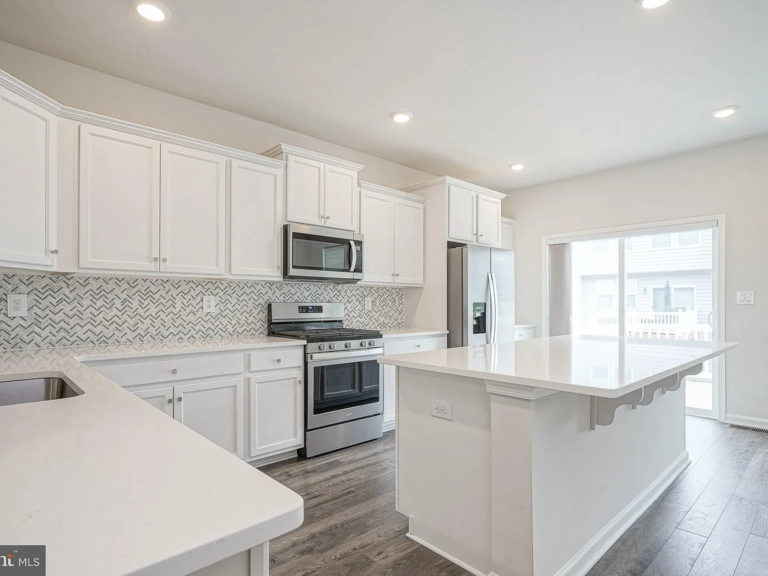 4 Venice Ln — Photo 4