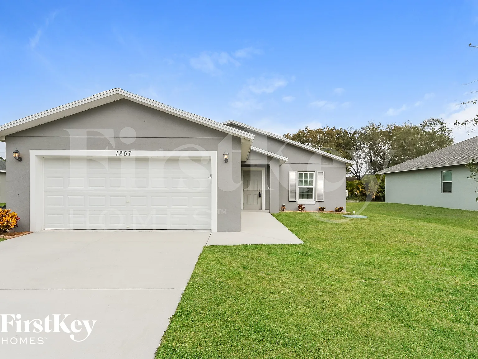3 bed, 2.0 bath, 1597 sqft, $2,230 — Photo 2
