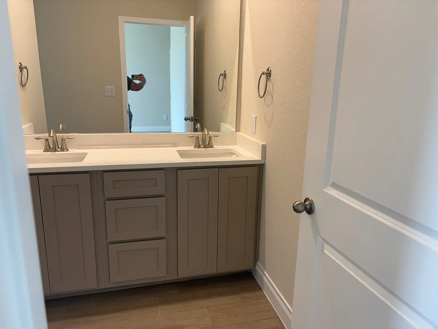101 Growers Avenue - 1 — Photo 4