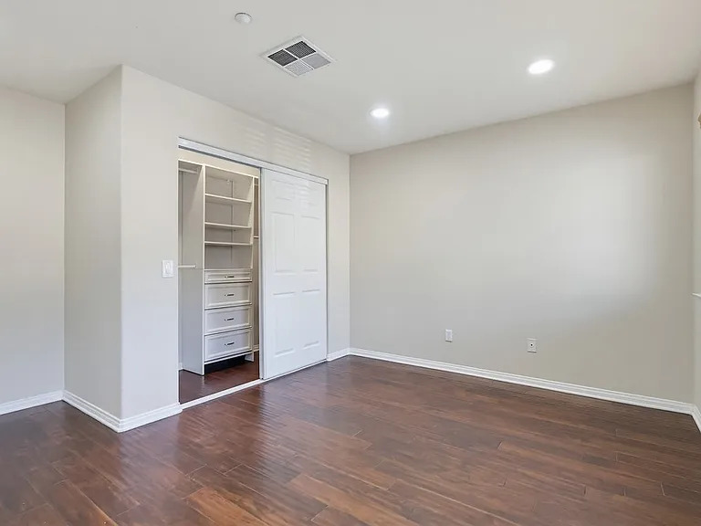 5187 Knollwood Way — Photo 34