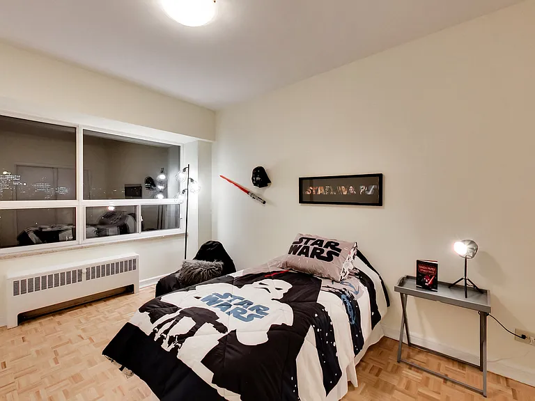 23 Lascelles Blvd — Photo 94