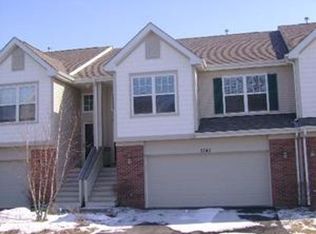 3141 Saganashkee Ln, Naperville, IL 60564
