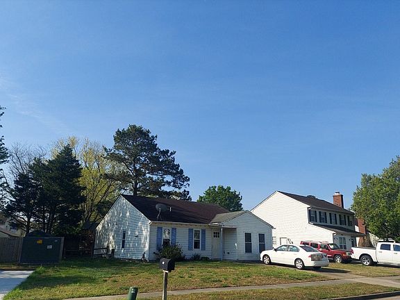 3rd image of 1969 Livingston Oak Dr