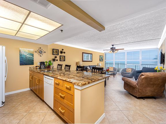 3rd image of 9800 S Ocean Drive #301