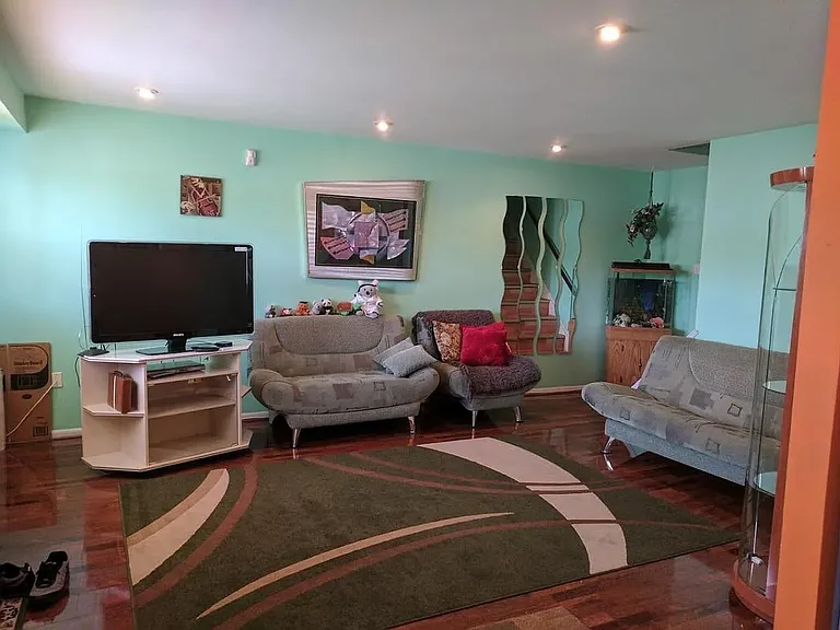 603 Edison Ave #D — Photo 2