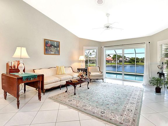 4th image of 2208 Deer Creek Way