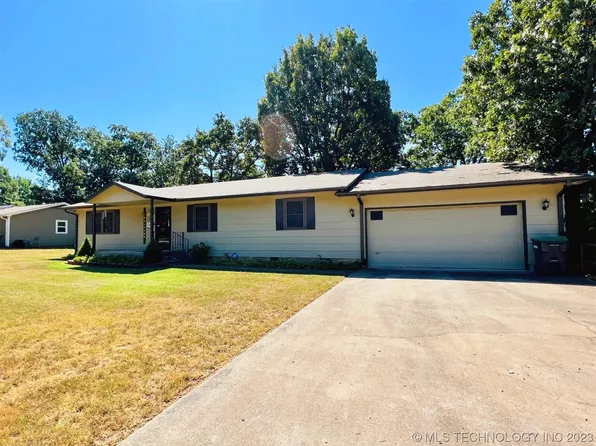 712 E Ross St, Tahlequah, OK 74464