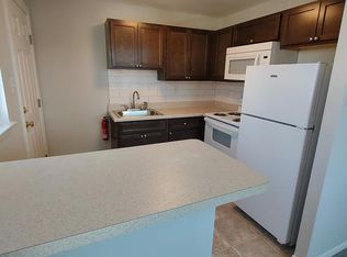 1007 W Chester Pike, Havertown, PA 19083