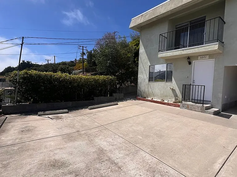 3263-3275 Hilltop Dr — Photo 5