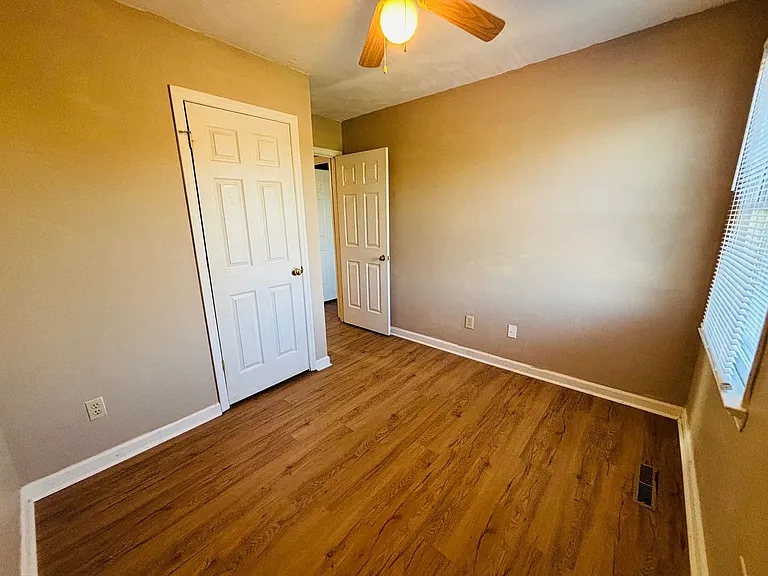 2508 Ridge Rd — Photo 20