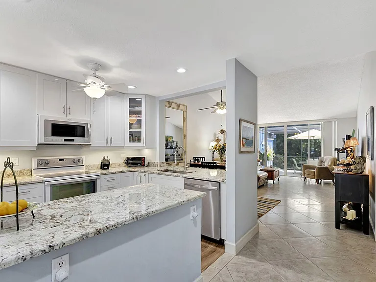 716 Ocean Dunes Cir — Photo 12