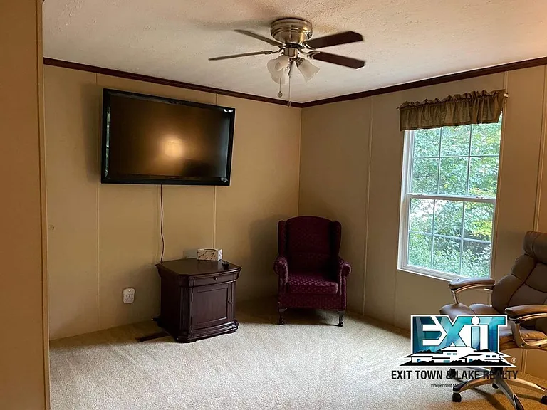 288 Country Ln — Photo 7