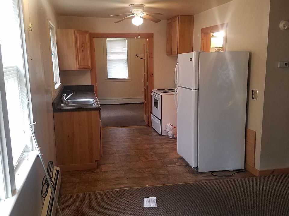 1st image of 318 Judson St APT 2
