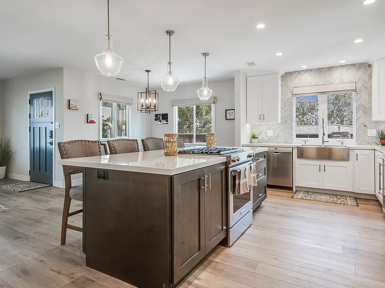 1319 S Irena Ave — Photo 10