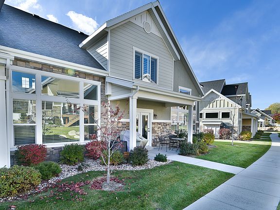 5th image of 107 E Mansonia Dr