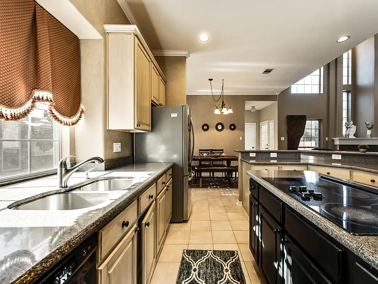 Sink / LG - 3 Door Refrig