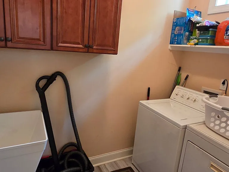560 Lissara Lodge Dr — Photo 29