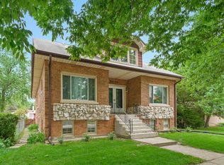 3539 Prairie Ave, Brookfield, IL 60513