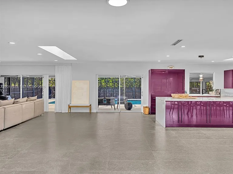 840 S Southlake Dr — Photo 12